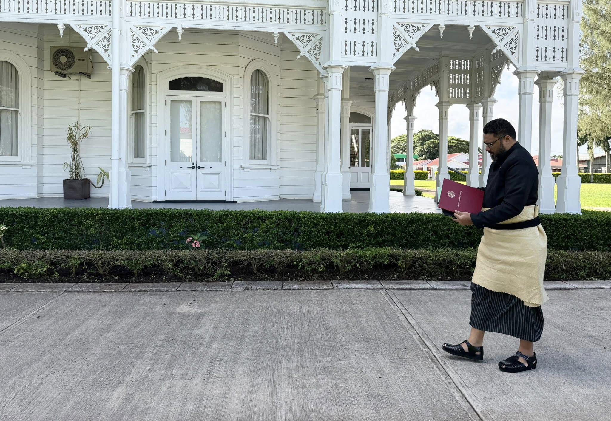 Prime Minister Lord Fakafanua attended a private audience at the Royal Palace with His Majesty King Tupou VI