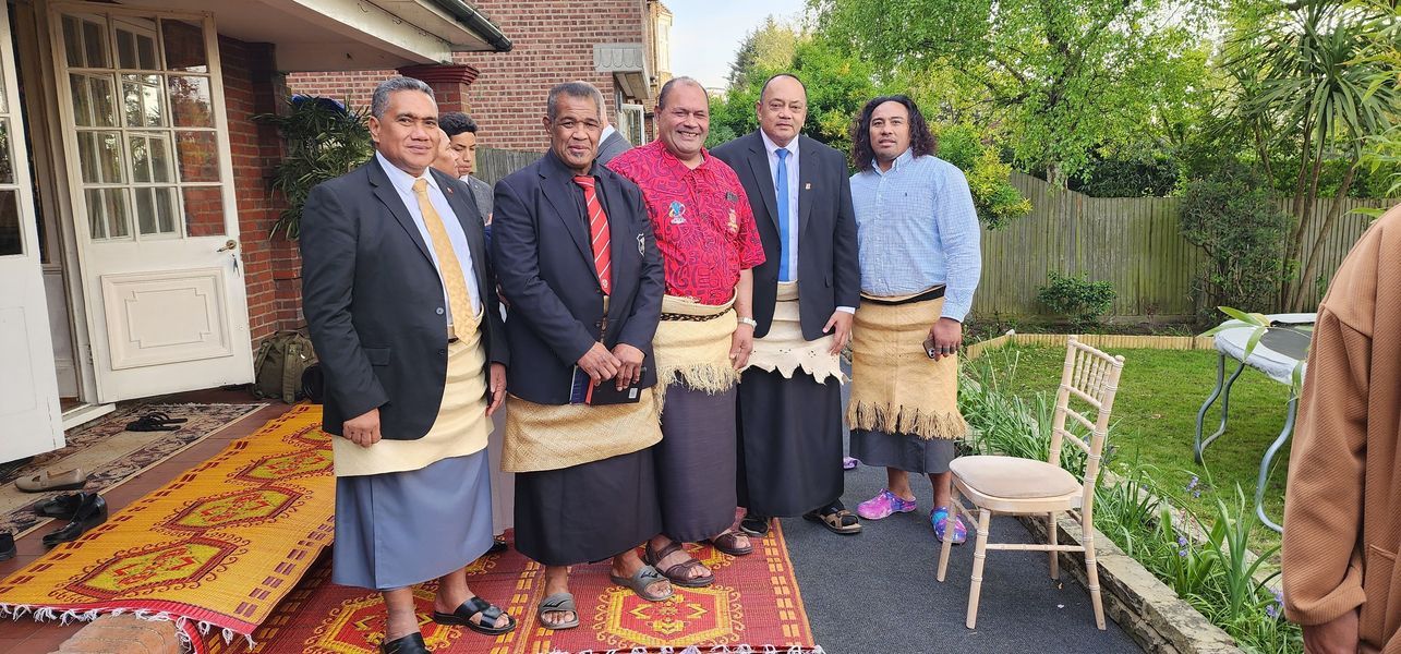 Honourable Prime Minister meets up with Tongans in London