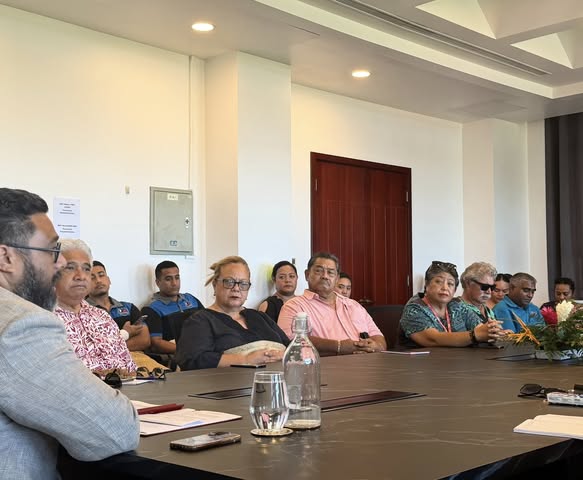 Prime Minister Lord Fakafanua, together with key energy stakeholders from the Energy Department (MEIDECC) and the Ministry of Trade and Economic Development, convened an energy briefing with private sector representatives, particularly fuel suppliers.